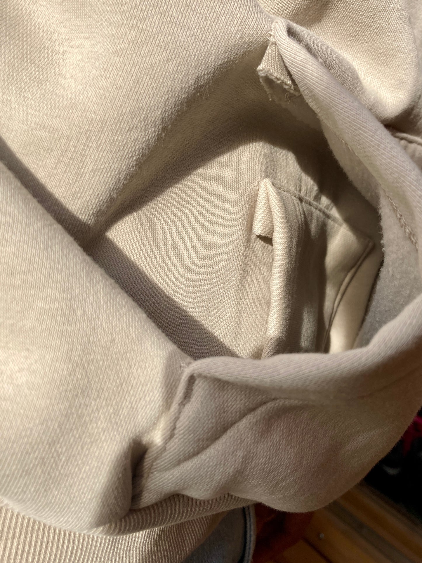 Kapuzenpullover „all in“ – Unisex, vegan, Illustration Hoodie